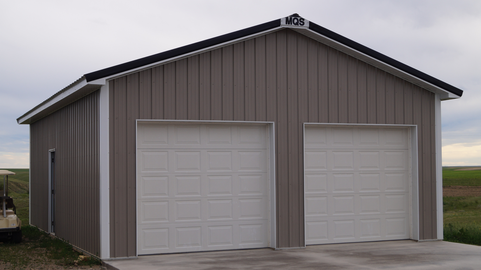 7 Dynamic Design Tips for a New Vehicle Garage