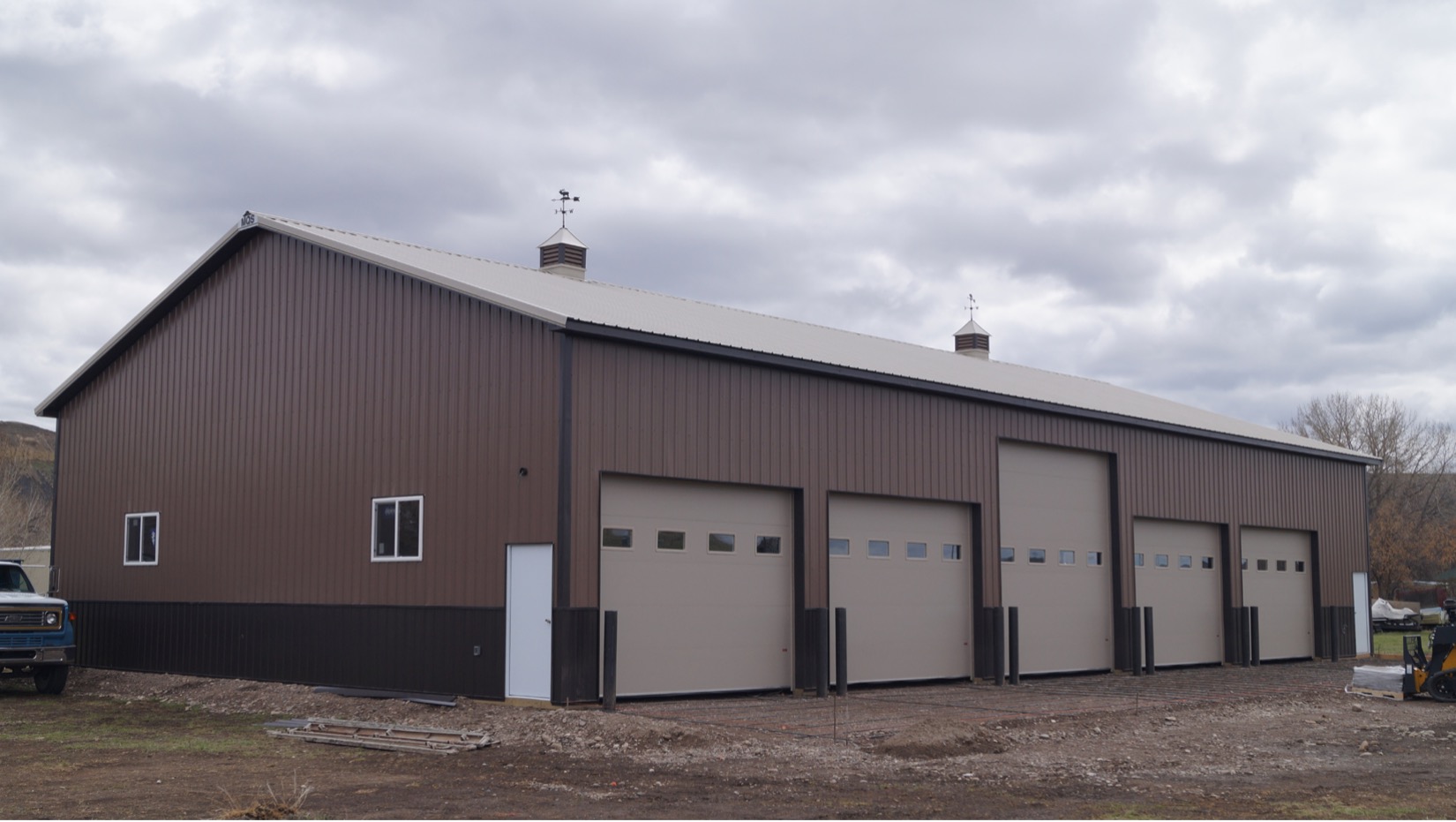 10 Clever Maintenance Tips for Your Post-Frame Steel Buildings in Wyoming