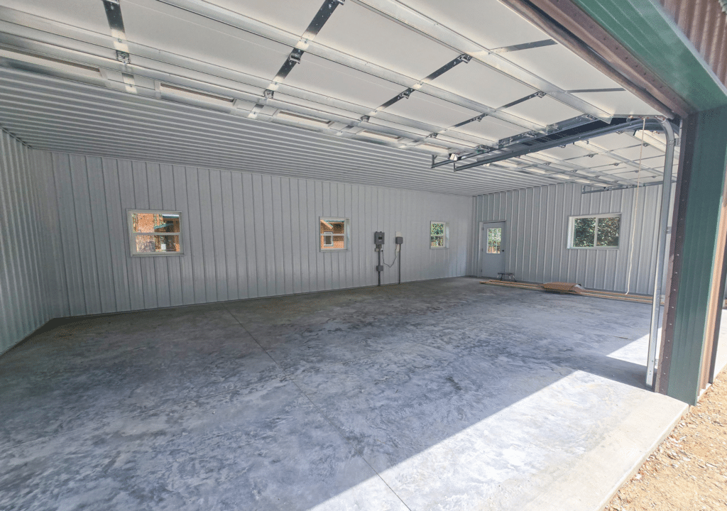 A 24x40x10 Home Garage, Built by MQS, featuring Brown Metal Siding, with Green Metal Trim, in Victor, Montana A 24x40x10 Home Garage, Built by MQS, featuring Brown Metal Siding, with Green Metal Trim, in Victor, Montana