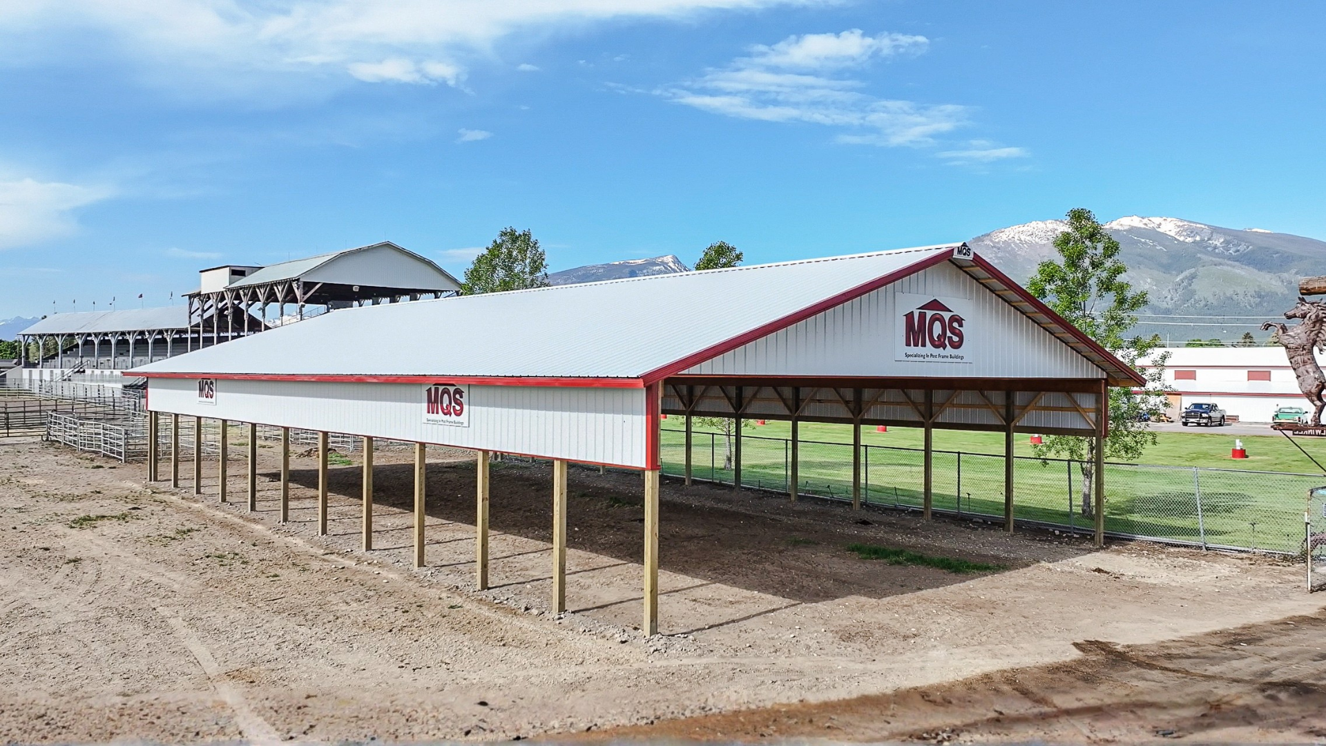 Ensuring You Have Ample Post-Frame Space for Vehicles and Storage in Montana
